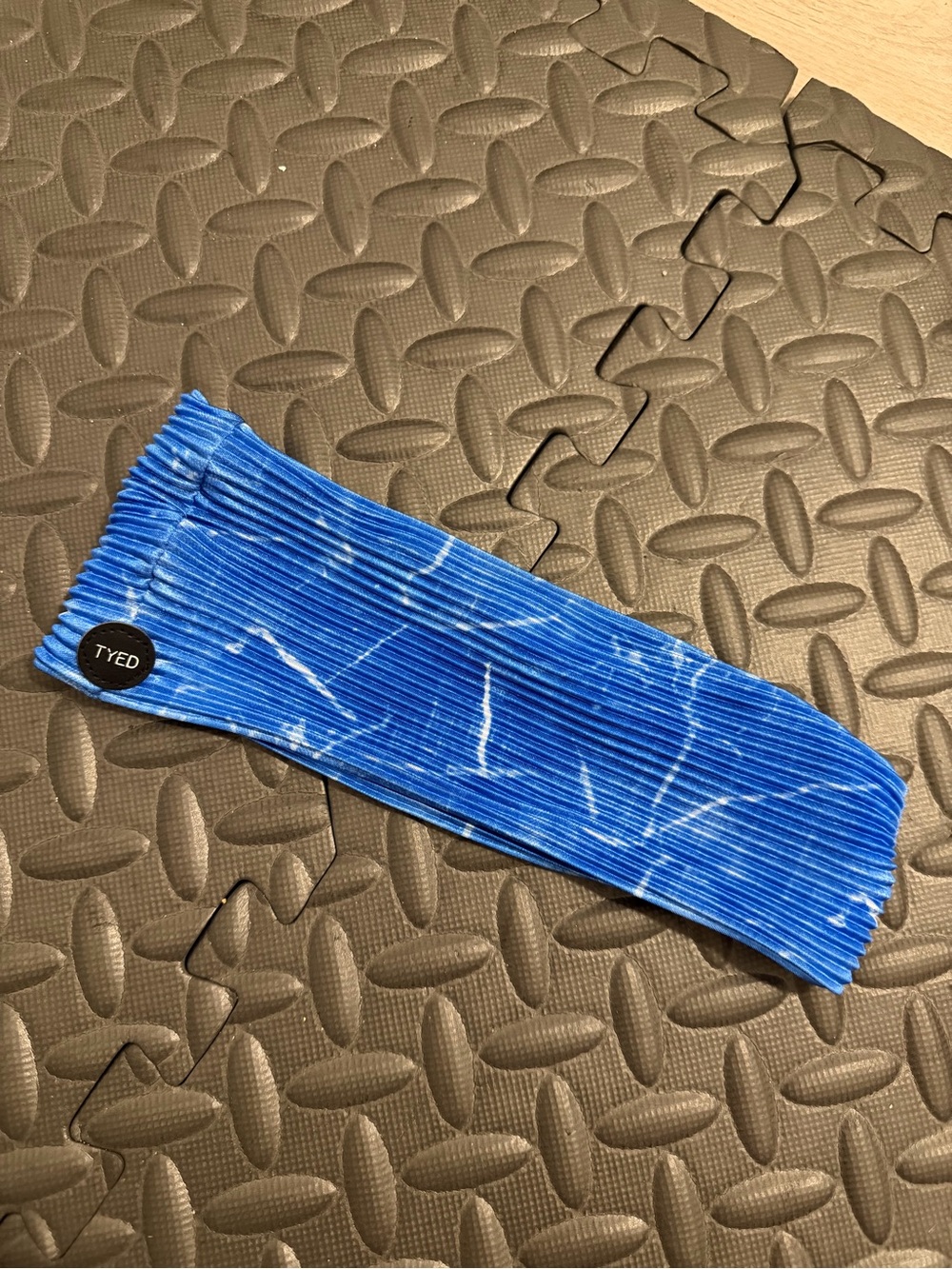 Woman’s blue Ribbed Headband